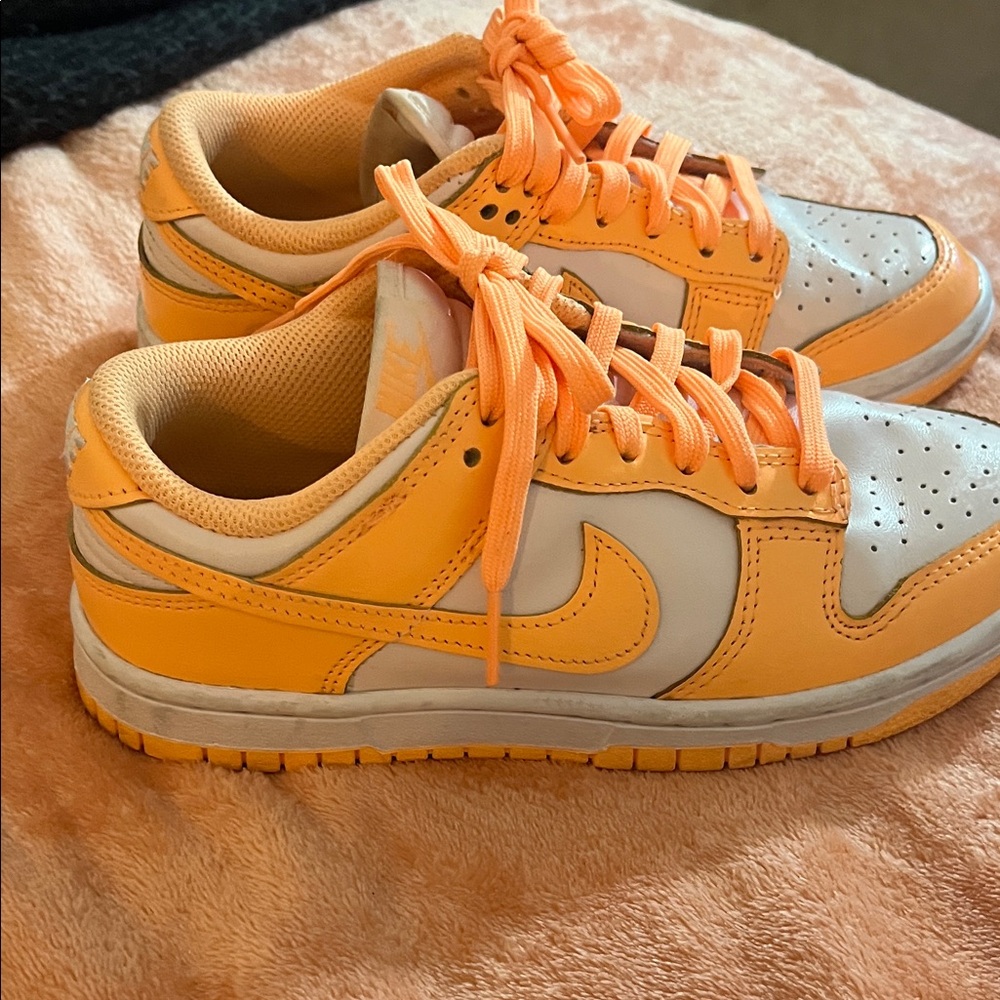 Nike Low-Top Sneakers in Orange and White